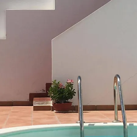 Ostello Surfers Retreat (adults Only) *