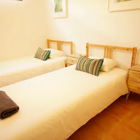 Hostel Surfers Retreat (adults Only) *