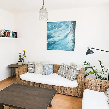 Surfers Retreat (adults Only)