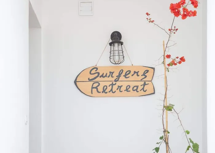 Hostel Surfers Retreat (adults Only)