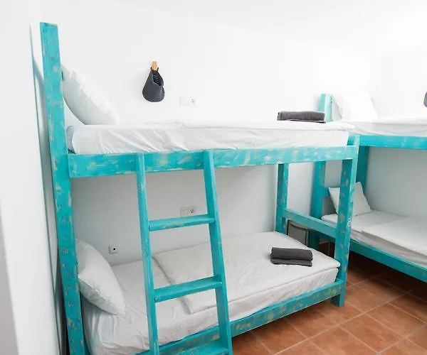 Surfers Retreat (adults Only) Hostel *