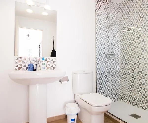 Surfers Retreat (adults Only) *